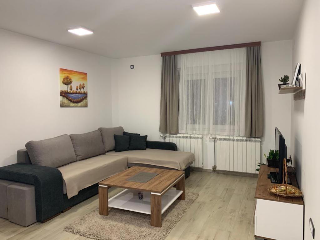 Mm Apartmani Βελιγράδι Εξωτερικό φωτογραφία